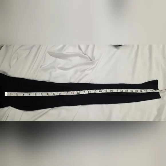 Athleta Rainier Tight XS Black Reflective Running Leggings Zip Pocket - Picture 9 of 10